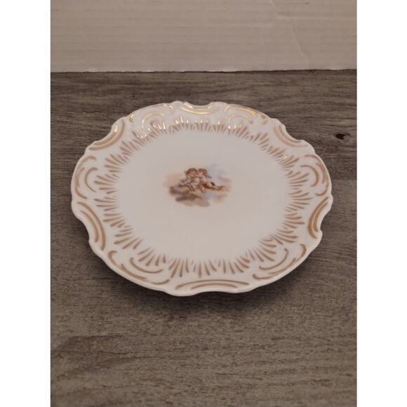 6 1/4" Cherub Plate Vintage BFHS (Benjamin F. Hunt & Sons) Carlsbad Austria - Picture 1 of 5